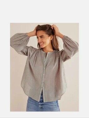 Entro Button Down Blouse Size